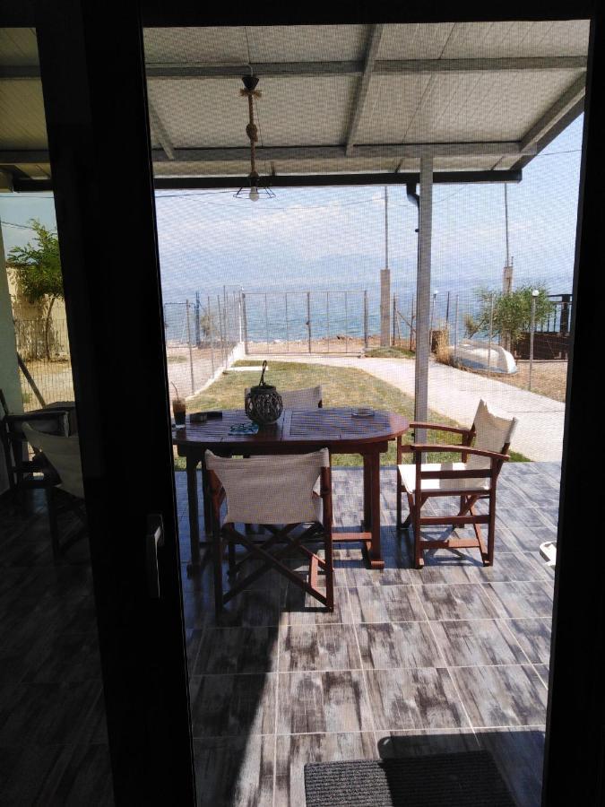 Villa Σπίτι Με Σοφίτα Μπροστά Στη Θάλασσα Trápeza Exterior foto